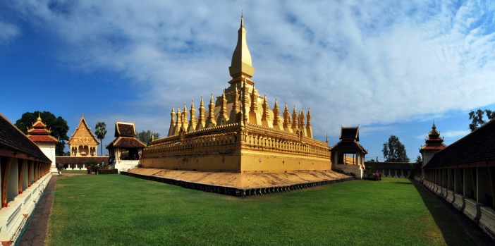 that-luang-stupa-vientiane