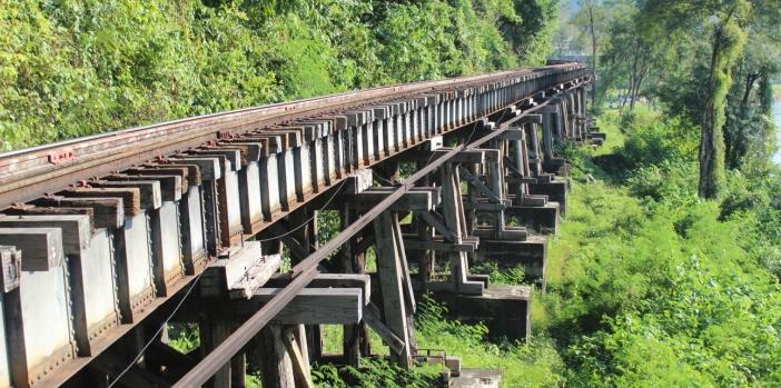 death-railway-kanchanaburi-thailand
