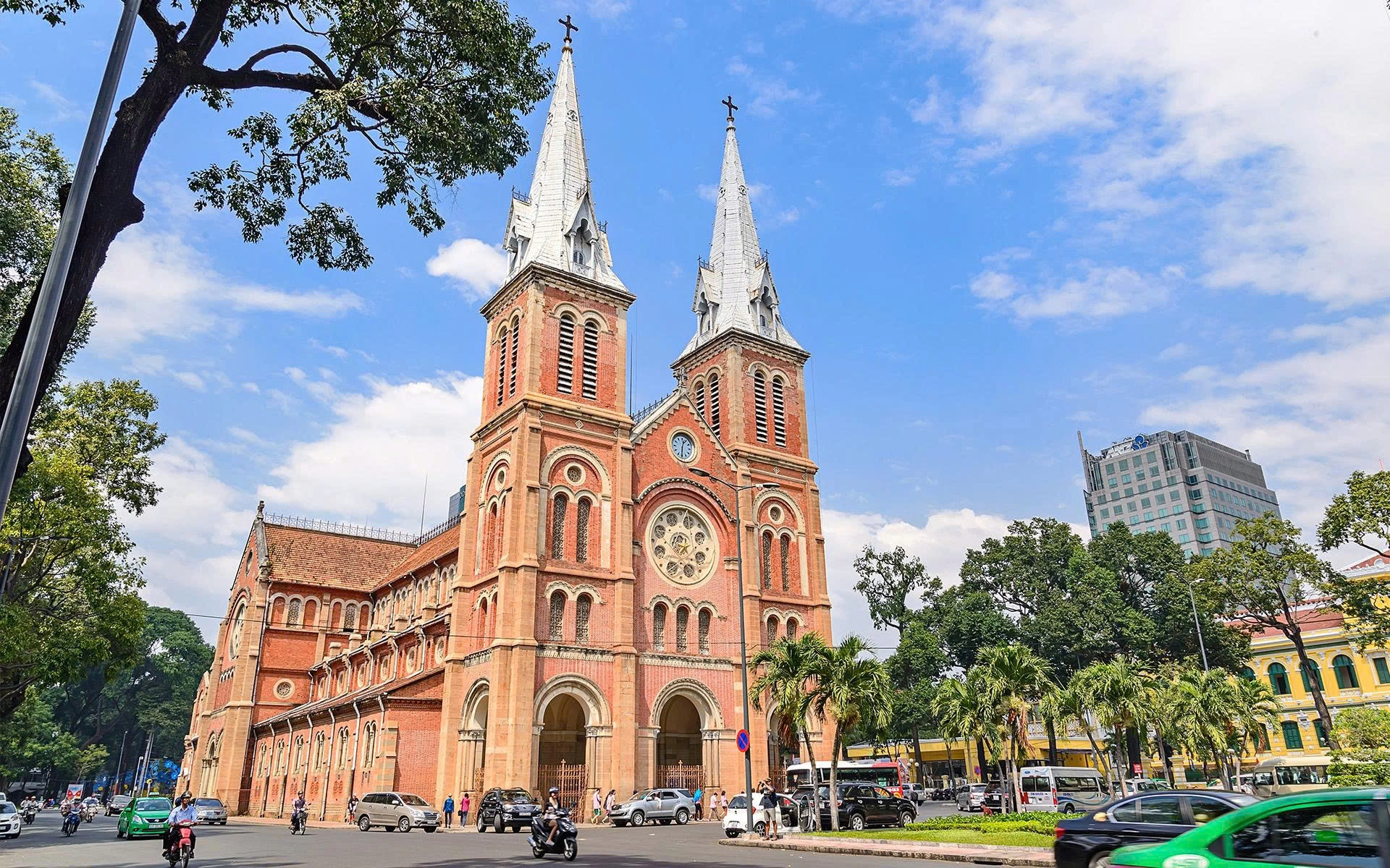 Vietnam Family Relaxing Tour