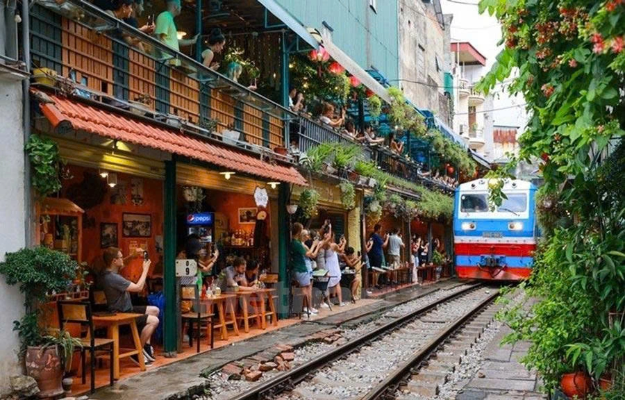 Vietnam Relaxing Luxury Travel