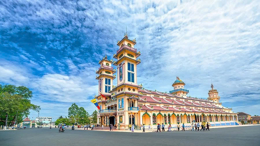 Explore South Vietnam In Style