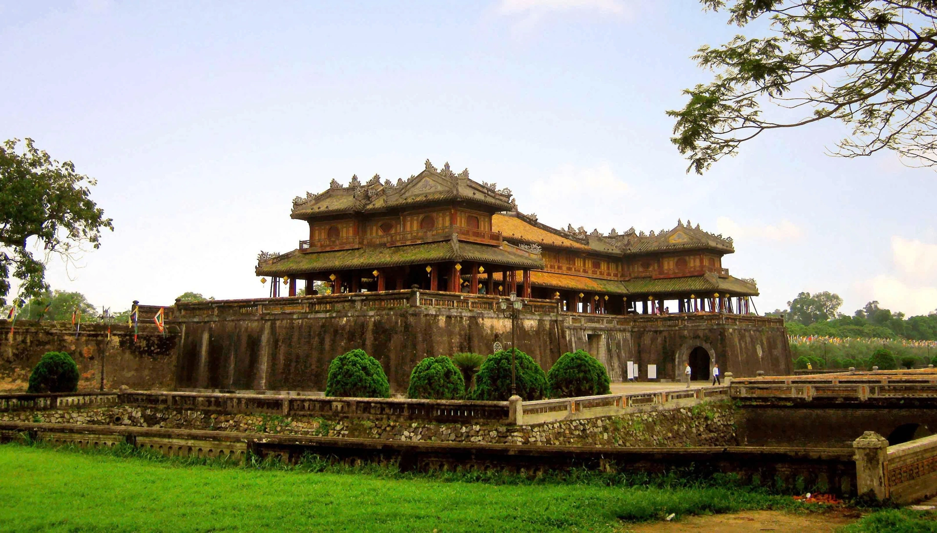 Adventure Vietnam In Luxury