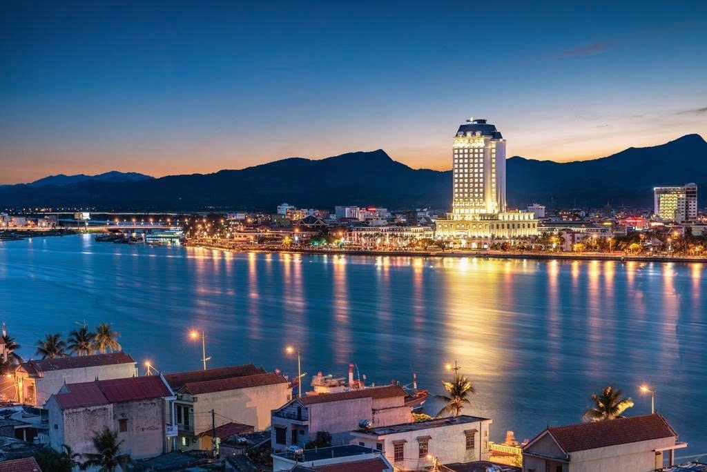 Grand Vietnam