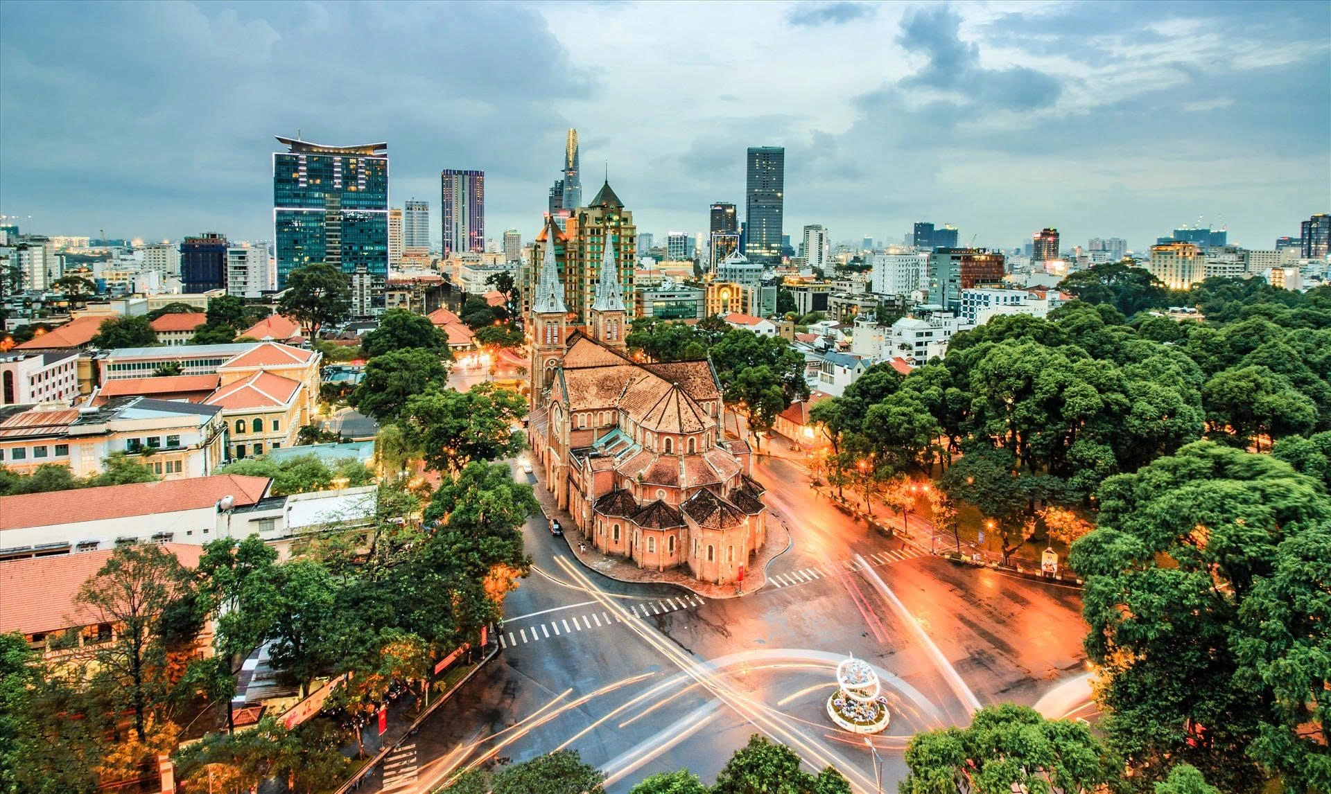 Unseen Vietnam