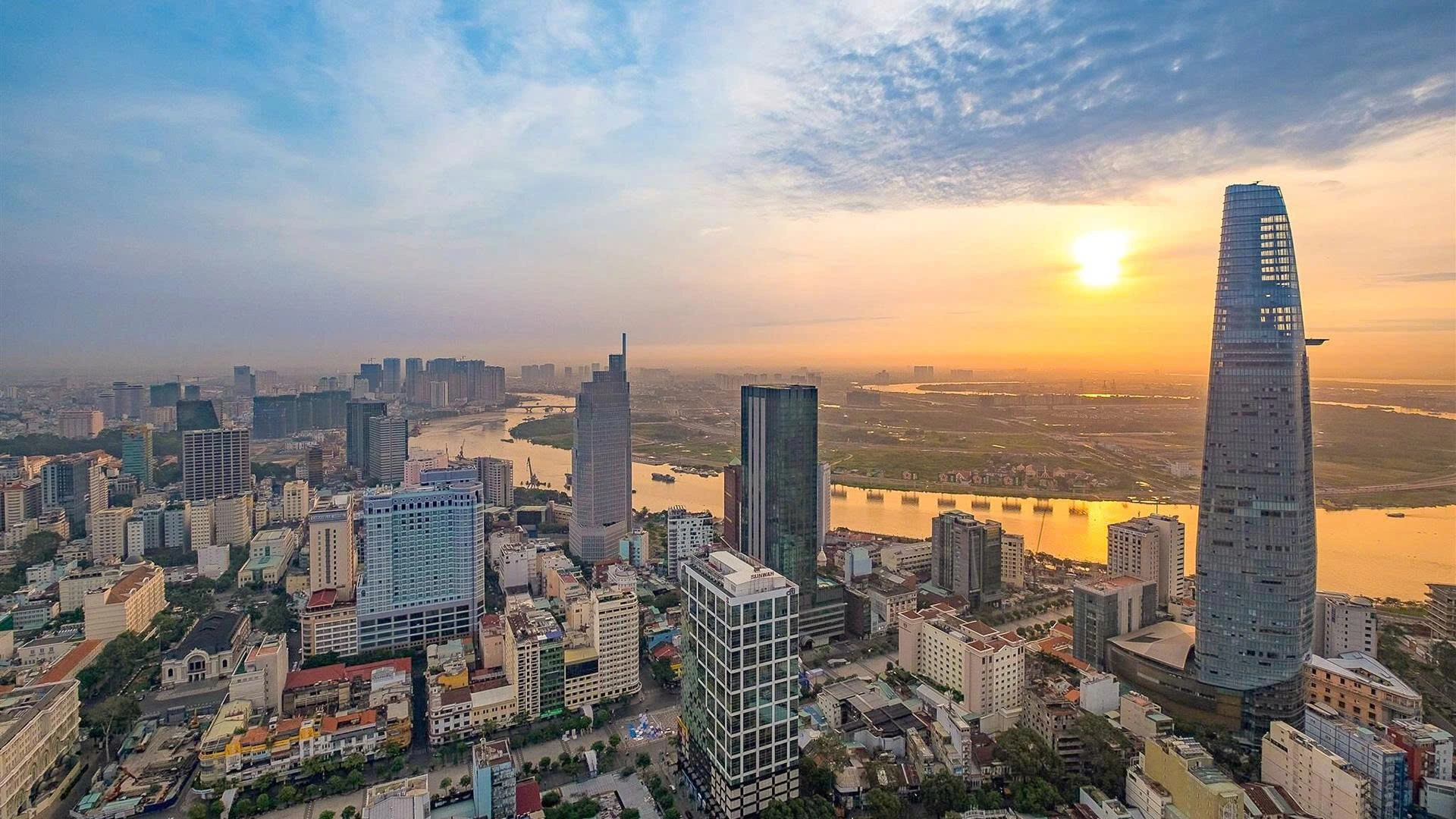 Vietnam Relaxing Luxury Travel